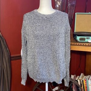 Sweater heart patch details